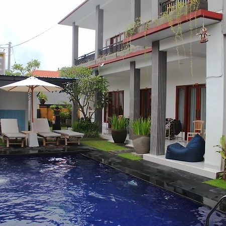 Sanata Yoga Guesthouse Canggu Eksteriør billede