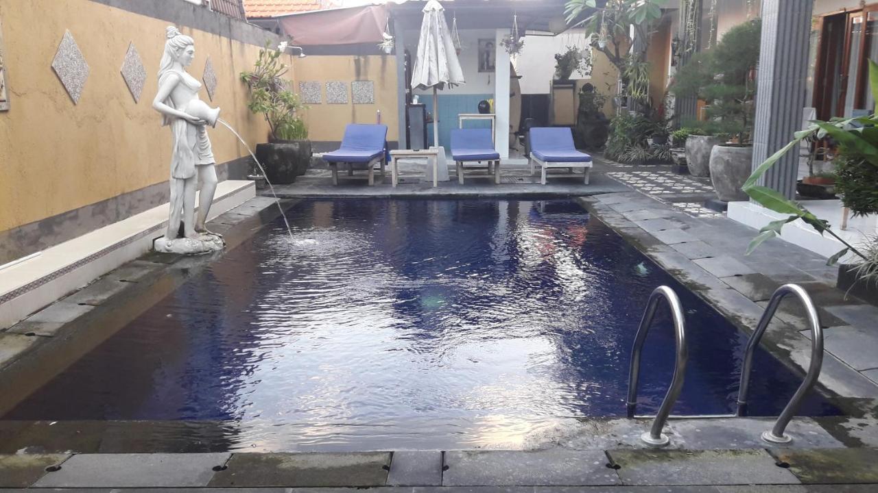 Sanata Yoga Guesthouse Canggu Eksteriør billede