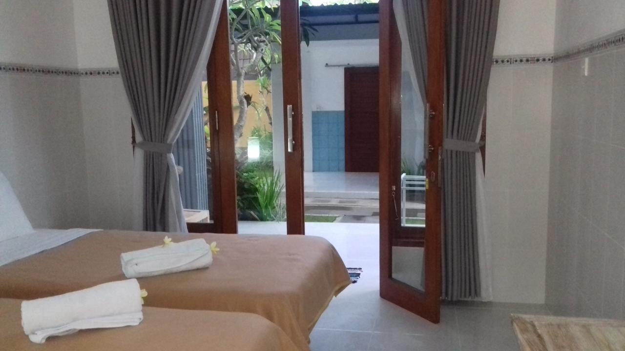 Sanata Yoga Guesthouse Canggu Eksteriør billede